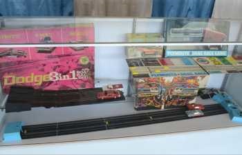 Mopar Collectibles Display Returns