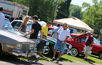 Sell or Buy a Vehicle in the GM Nationals Car Corral