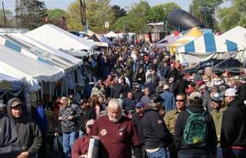 Sell in the Automotive Flea Market at Spring Carlisle