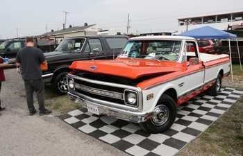 Sell or Buy Your Next Vehicle in the Truck Corral