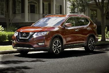 2019 Nissan Rogue_front_left