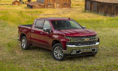 2020-Chevrolet-Silverado-LTZ-front_right