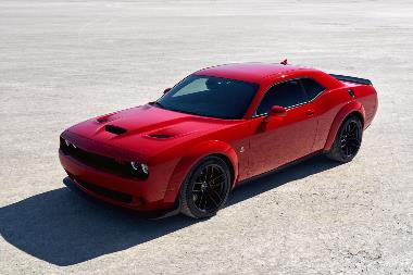 2020 Dodge Challenger_front_left