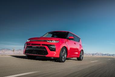 2020_Kia_Soul_GT_Front_left