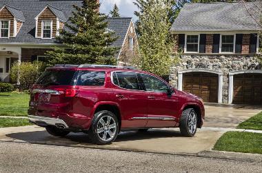 2019 GMC-Acadia-Denali_Rear_right