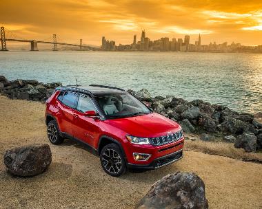 6.-Jeep-Compass_front_right